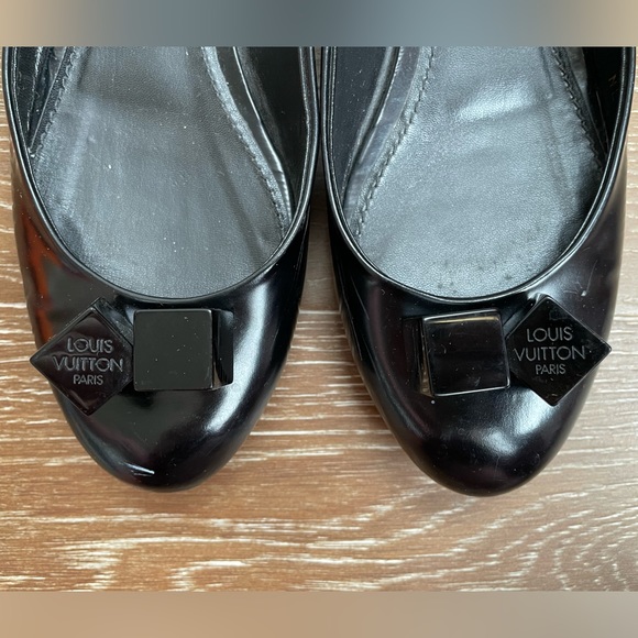 LOUIS VUITTON black flats size 38 - Picture 11 of 13